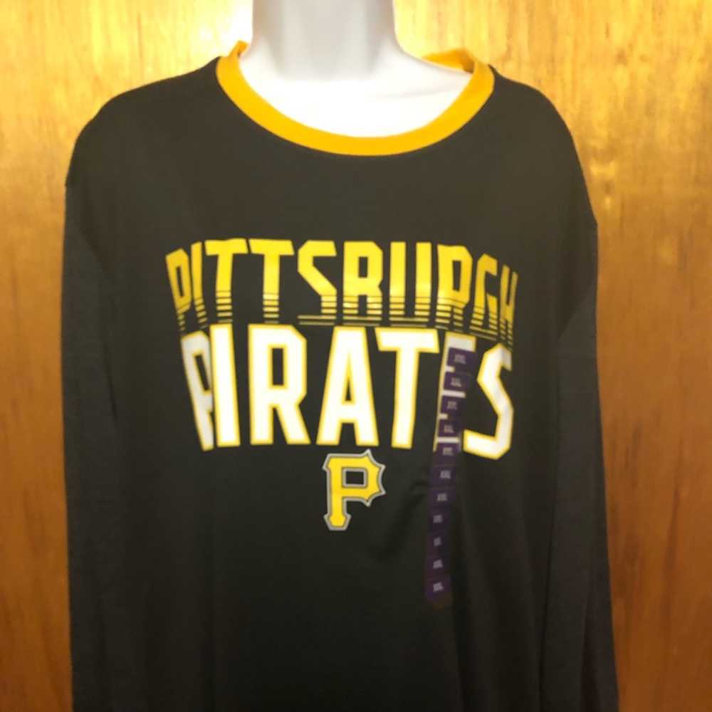 Pittsburgh Pirates 3/4 Sleeve Top NWT